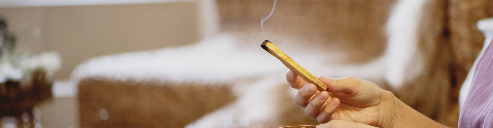 How long does Palo Santo Burn? - incenseocean